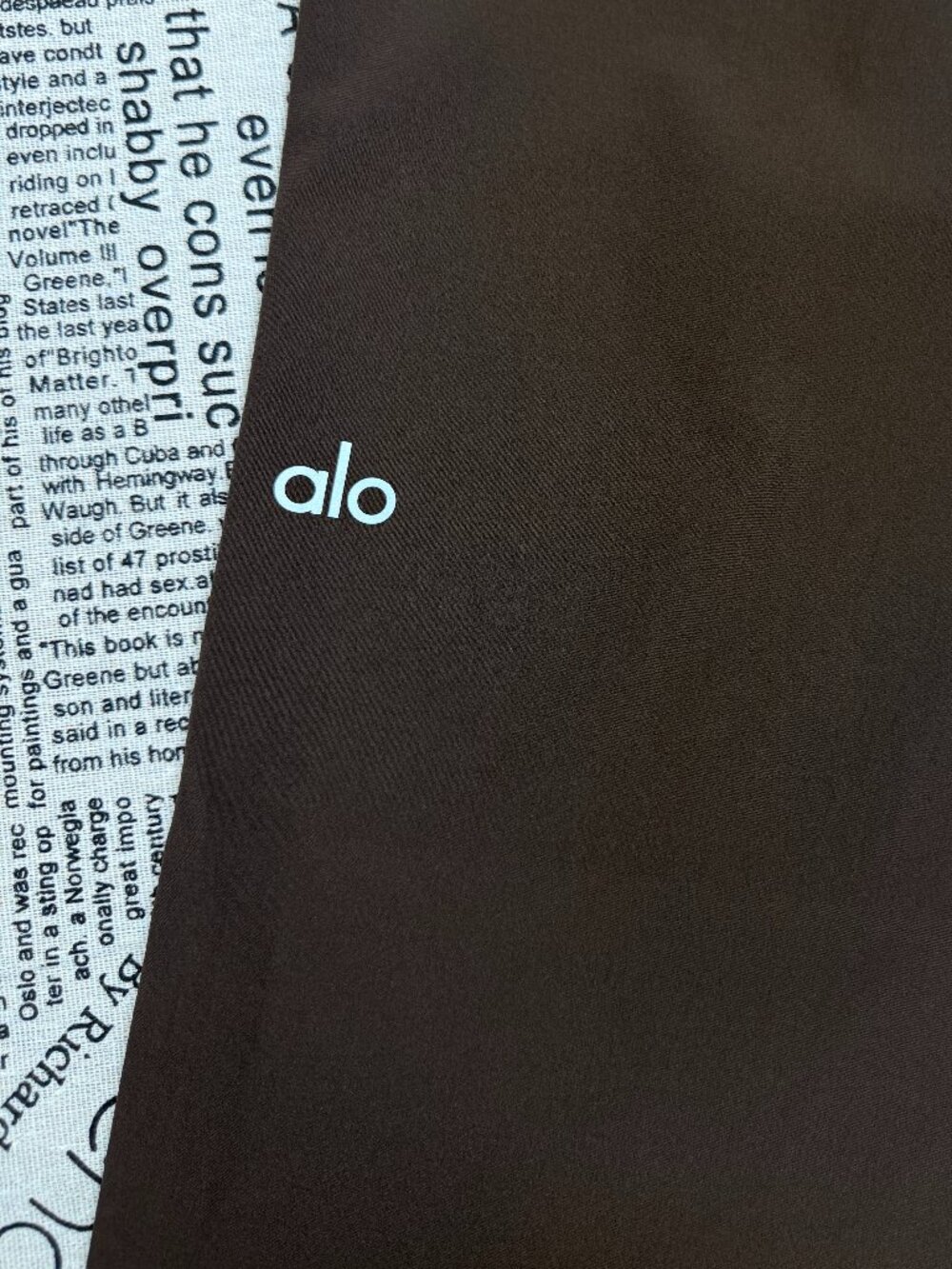 NWT Alo Yoga Espresso High Rise Wide Leg Suit Up Pants 🤎Athleisure (30" Inseam) - Picture 5 of 9